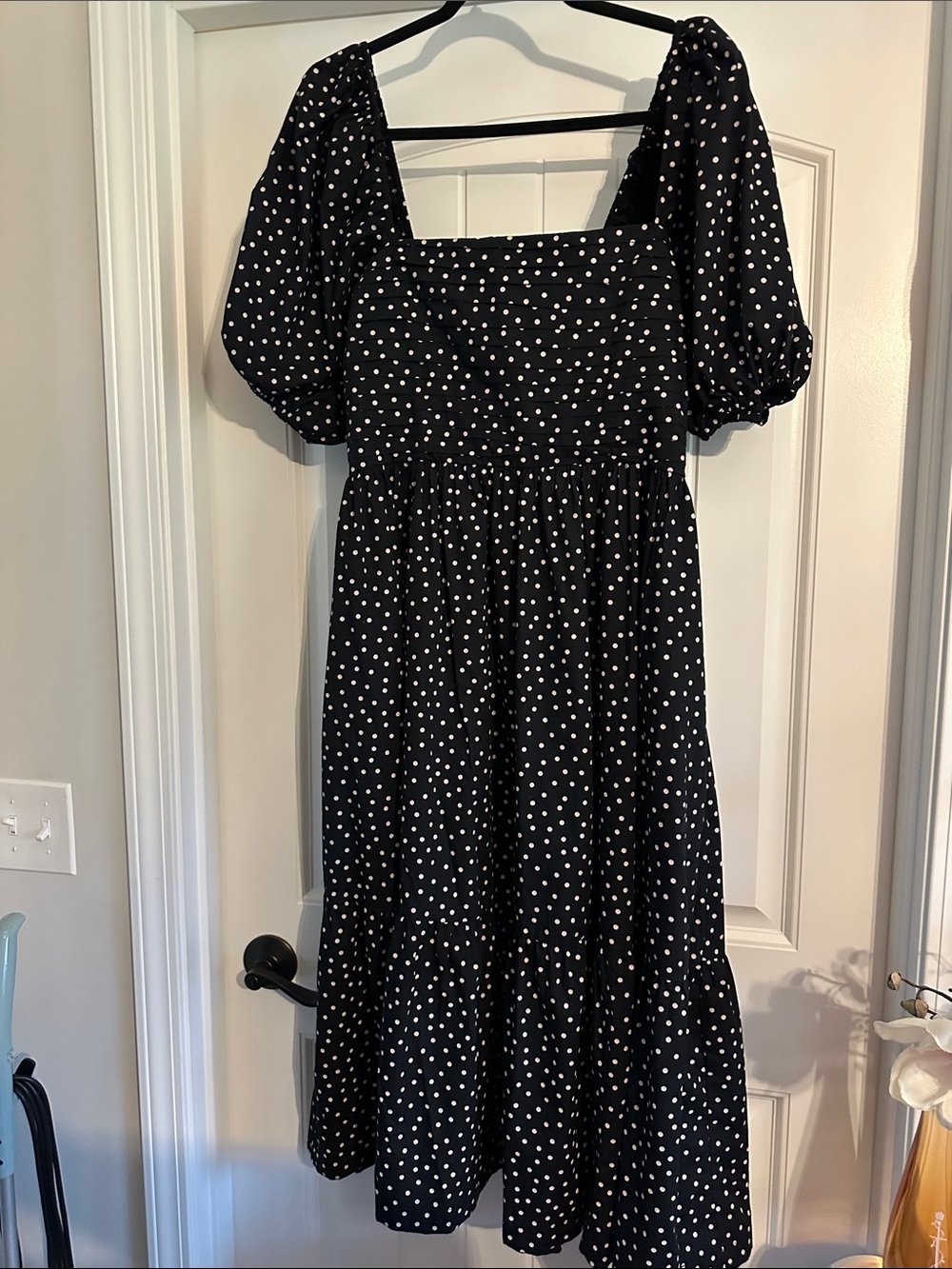 A&F Emerson Poplin Puff Sleeve Midi Dress Black/Cream Tan Polka Dot Size L EUC